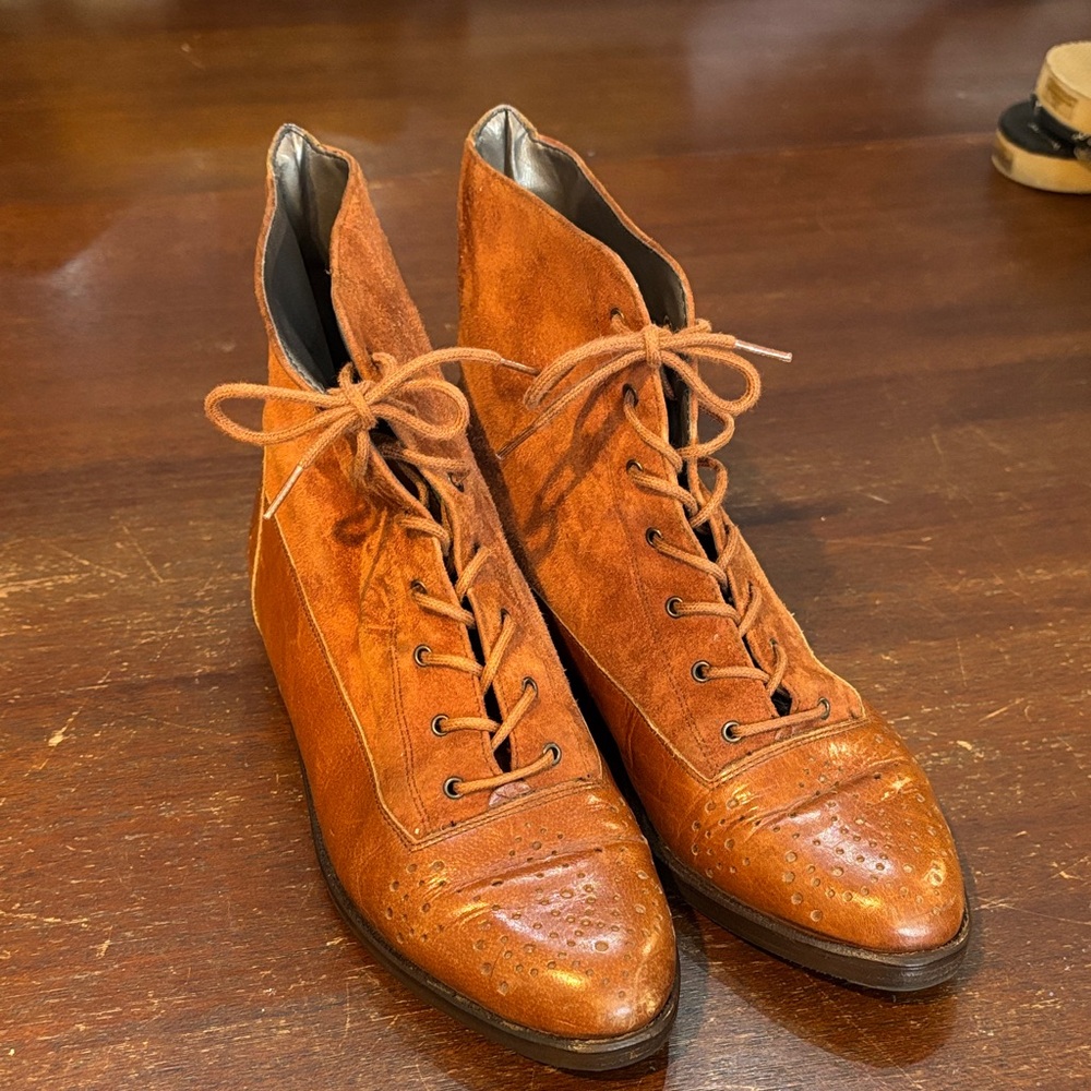 Women's‎ Tan Suede Lace-Up Ankle Booties